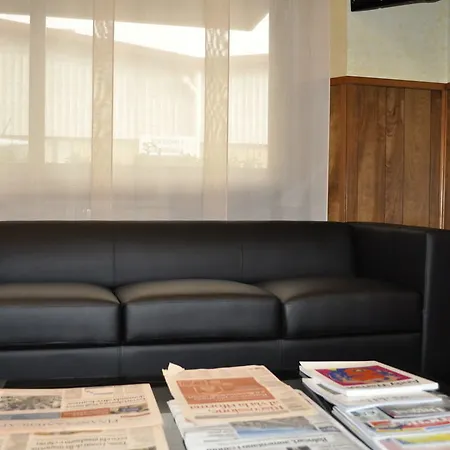 Est Hotel Piombino