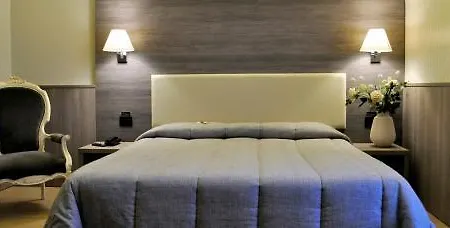 Est Hotel