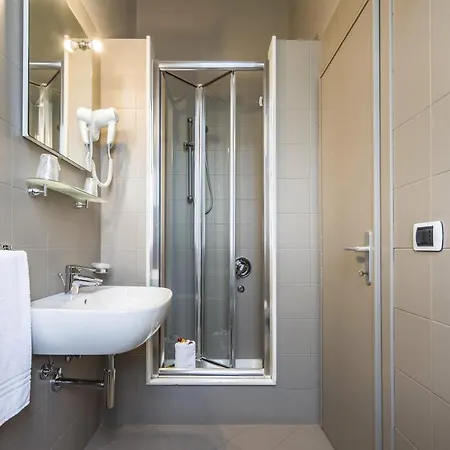 Est 3* Piombino